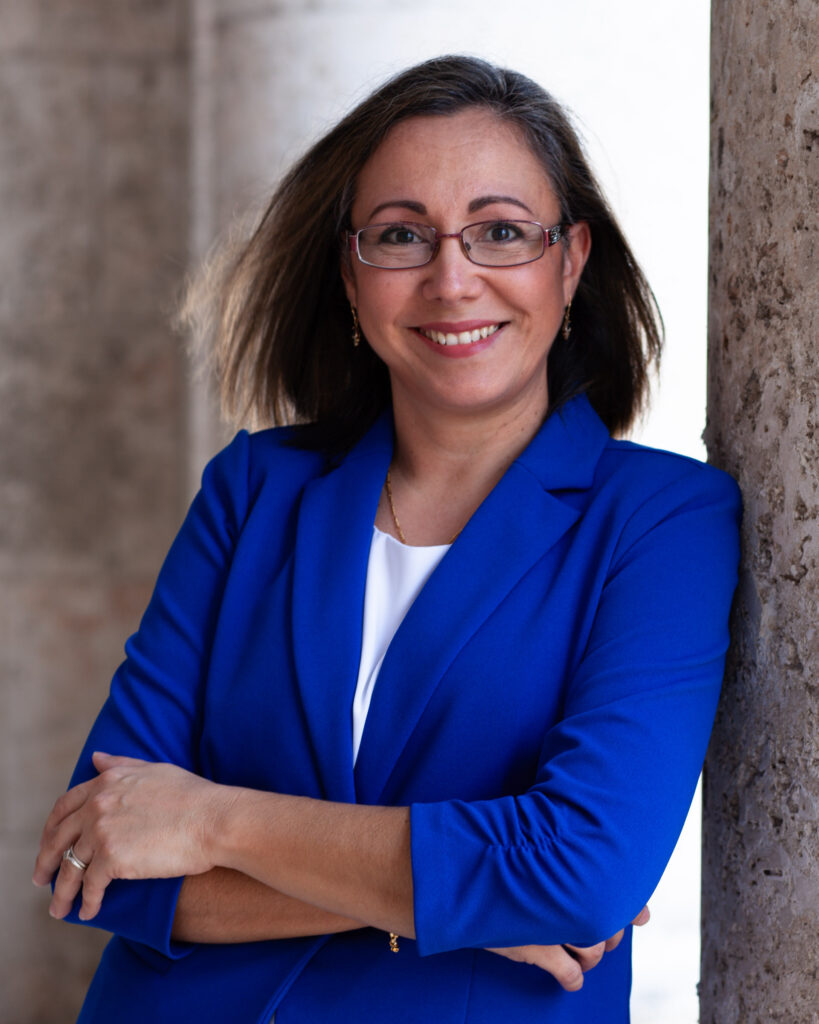 Woman headshot in Downtown Fort Myers